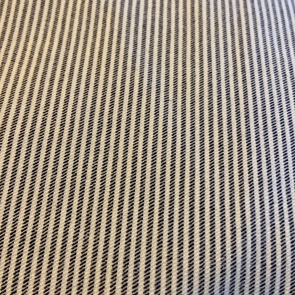 ⭐️Max Studio Stripped Elastic Waist Pants size large - Picture 6 of 6